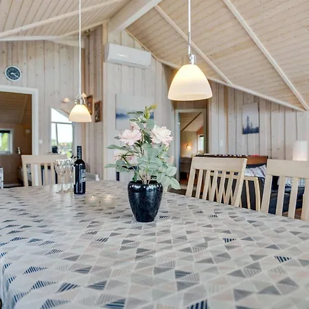 Sulo - 500m From The Sea By Interhome *